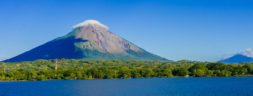 REFIERE, CONECTA Y GANA